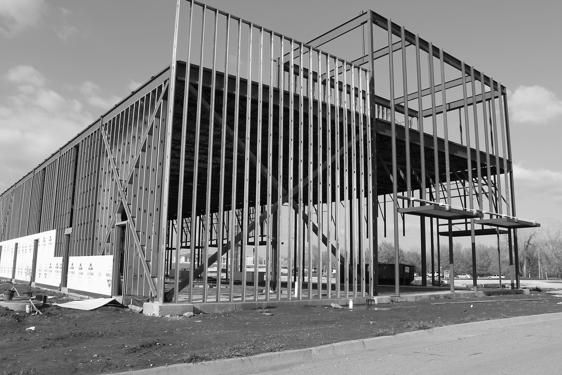 Commercial building framed in light gauge steel studs
